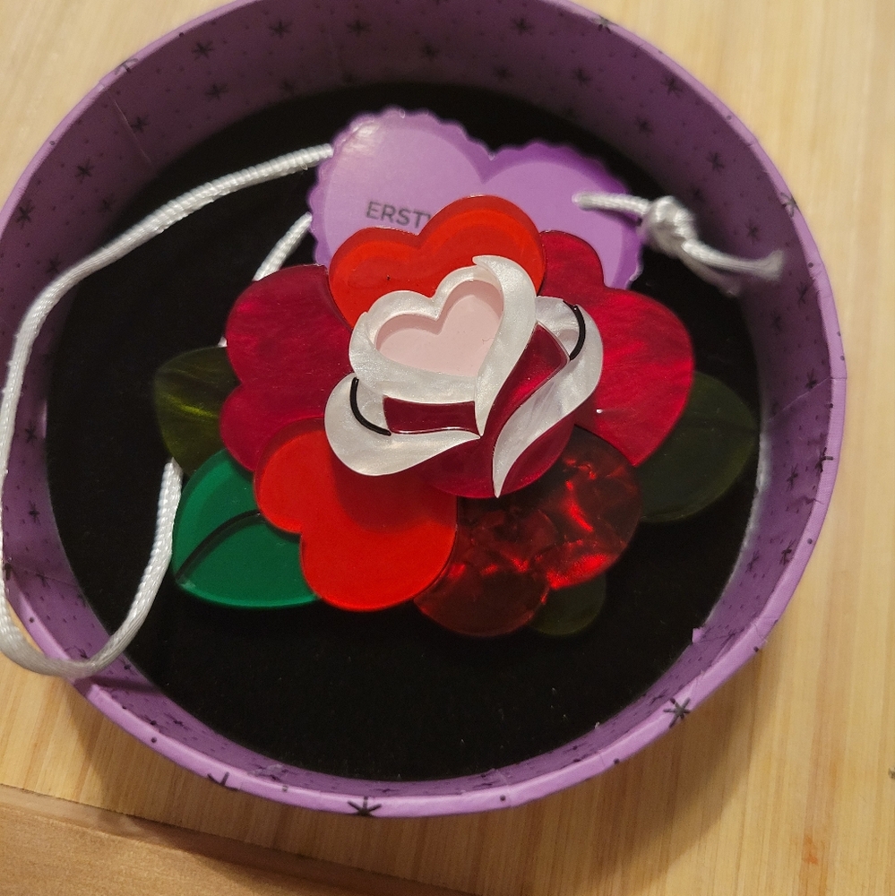 Erstwilder Roses are Red Brooch